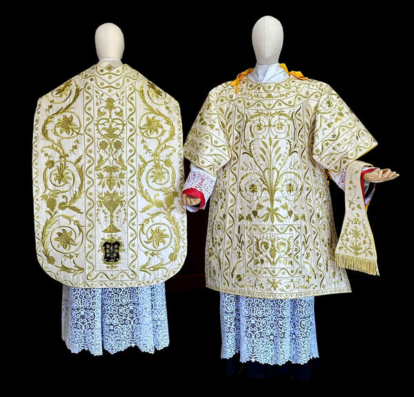 Romanitas Solemn Set