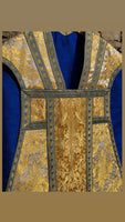 Marian Italianate Chasuble - Sacra Domus Aurea