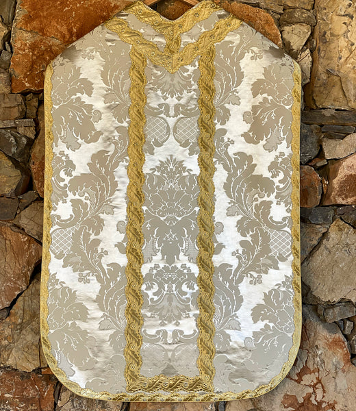 Ivory Silk Chasuble - Sacra Domus Aurea