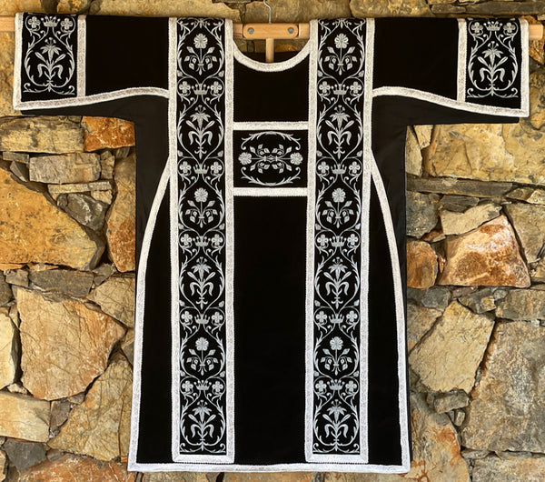 XIX French Dalmatic - Sacra Domus Aurea