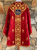 Floral Embroidered Gothic Revival Set - Sacra Domus Aurea